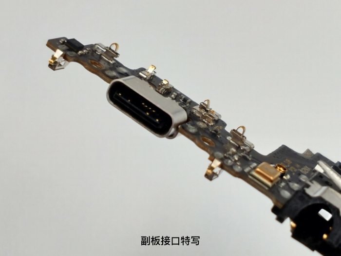 Δείτε τα εσωτερικά μέρη του Xiaomi Mi 5X από το πρώτο του teardown 10