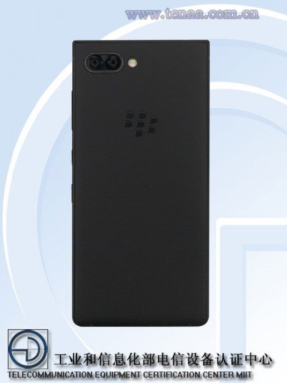 Tο BlackBerry Athena εντοπίστηκε στον ιστότοπο της TENAA 3