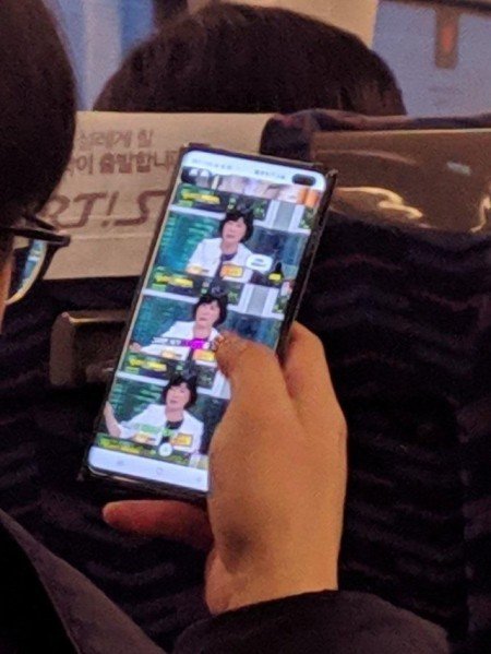 Ω ναι, δείτε και live το νέο Samsung Galaxy S10 + 1