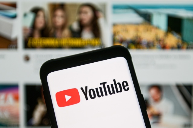 Το YouTube καταργεί τη λειτουργία “community captions” τον Σεπτέμβριο 1