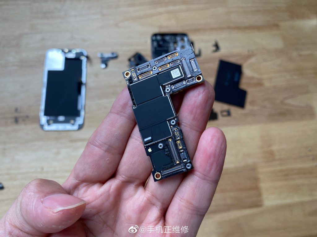 Στα χέρια ενός χρήστη βρέθηκε αποσυναρμολογημένο το iPhone 12 Pro Max και επιβεβαιώθηκαν πολλά 6