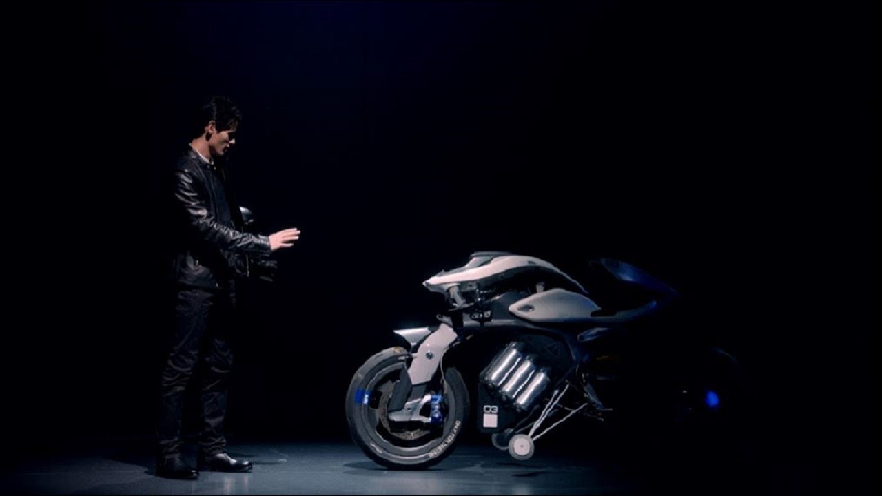 Yamaha MOTOROiD2 - Η μοτοσυκλέτα που χρησιμοποιεί τεχνητή νοημοσύνη και κινείται  μόνη της (video) | carandmotor.gr